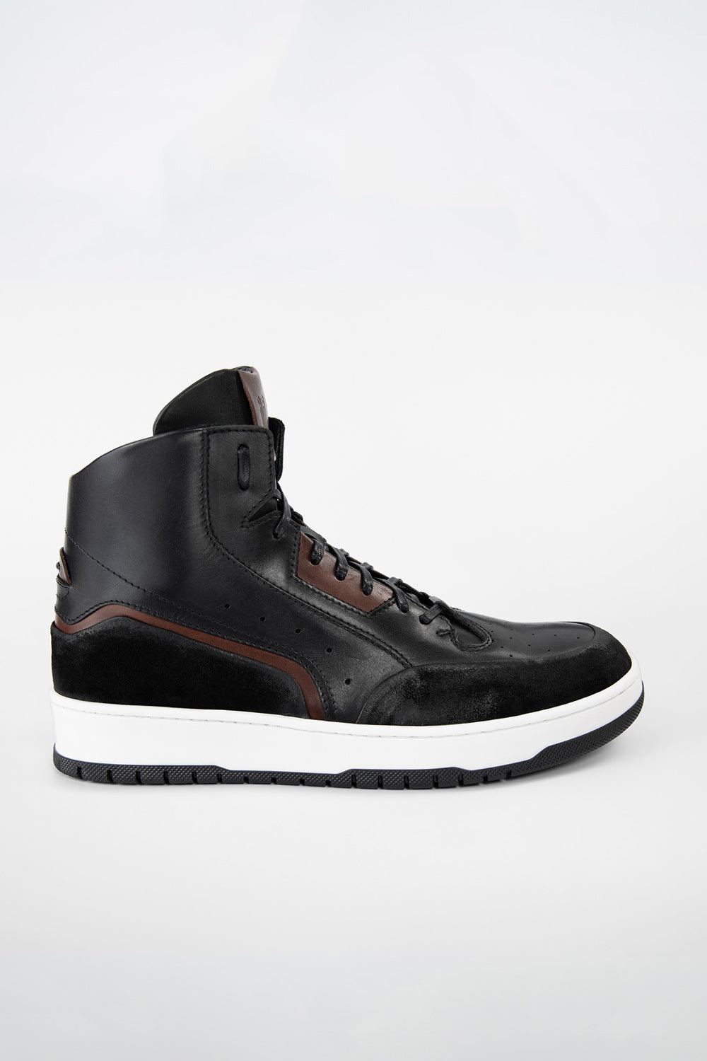 nike high tops black and white