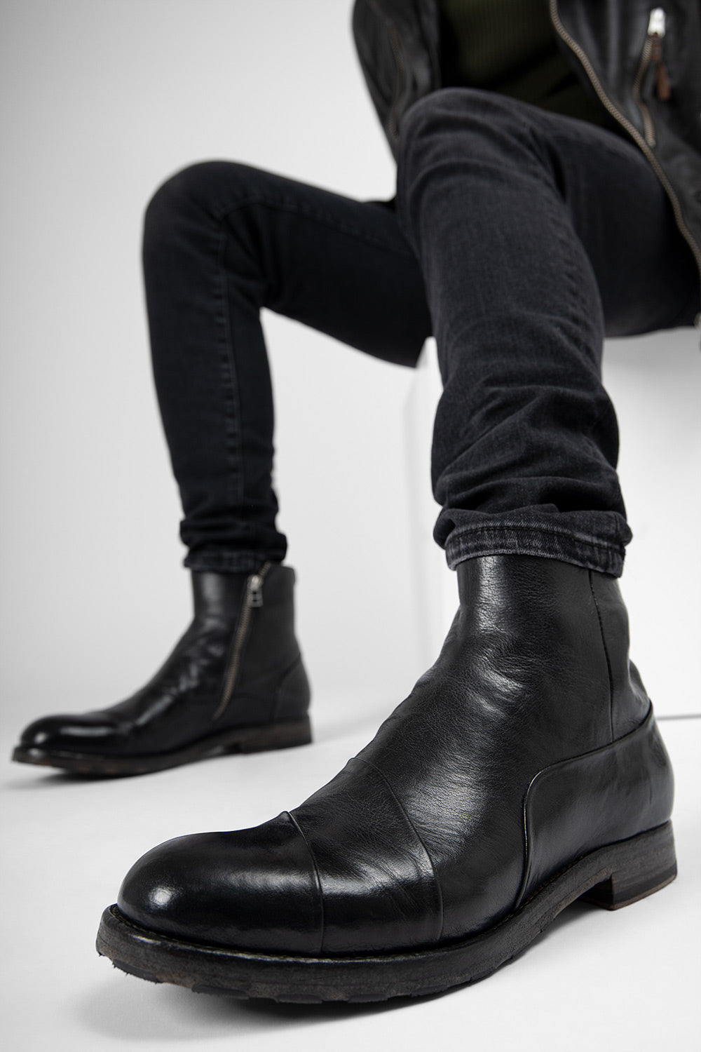 UNTAMED STREET Men Black Buffalo-Leather Ankle Boots ASTON-EDGE