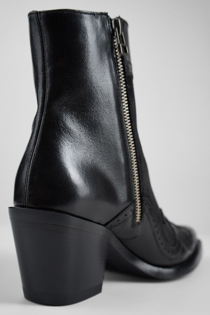 AUSTIN jade-black suede texan boots.