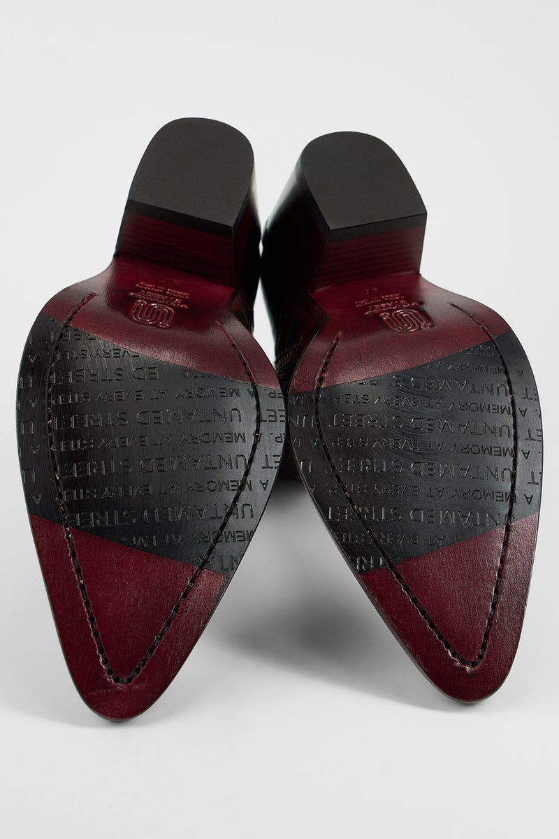 AUSTIN garnet-red suede texan boots.