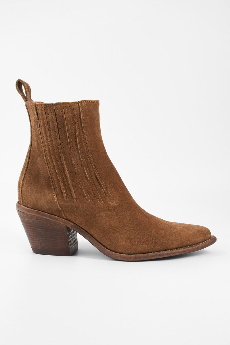 AUSTIN sunset-tan suede hidden chelsea texan boots.