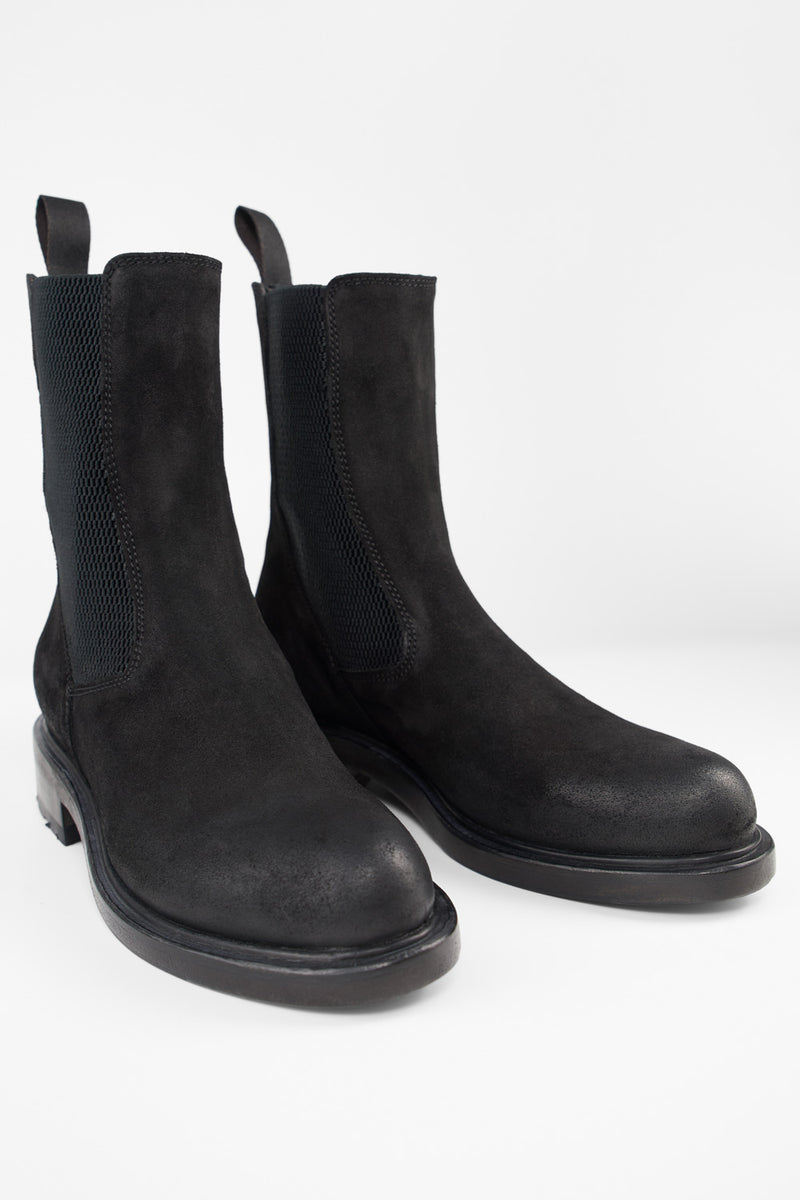 AVERY charcoal-black suede chelsea boots.