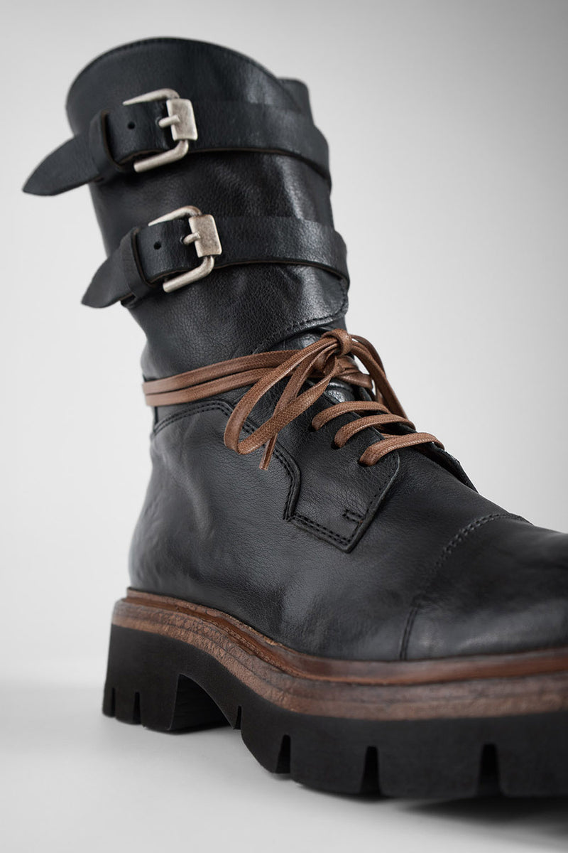 BLAKE urban-black welted buckle bikers.