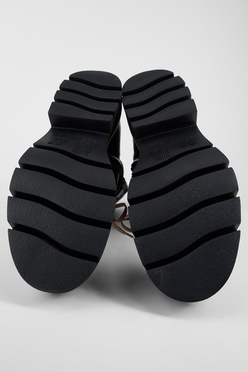 BLAKE urban-black welted buckle bikers.