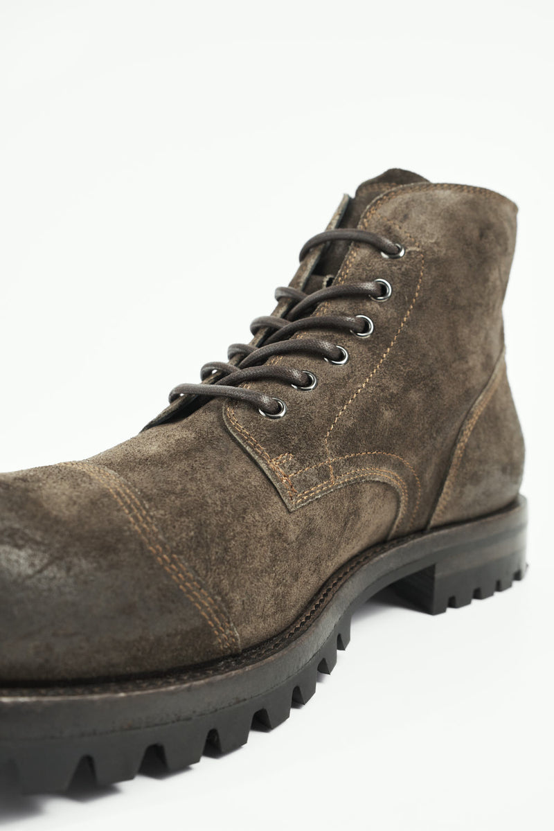CAMDEN dark-moss suede ankle boots.