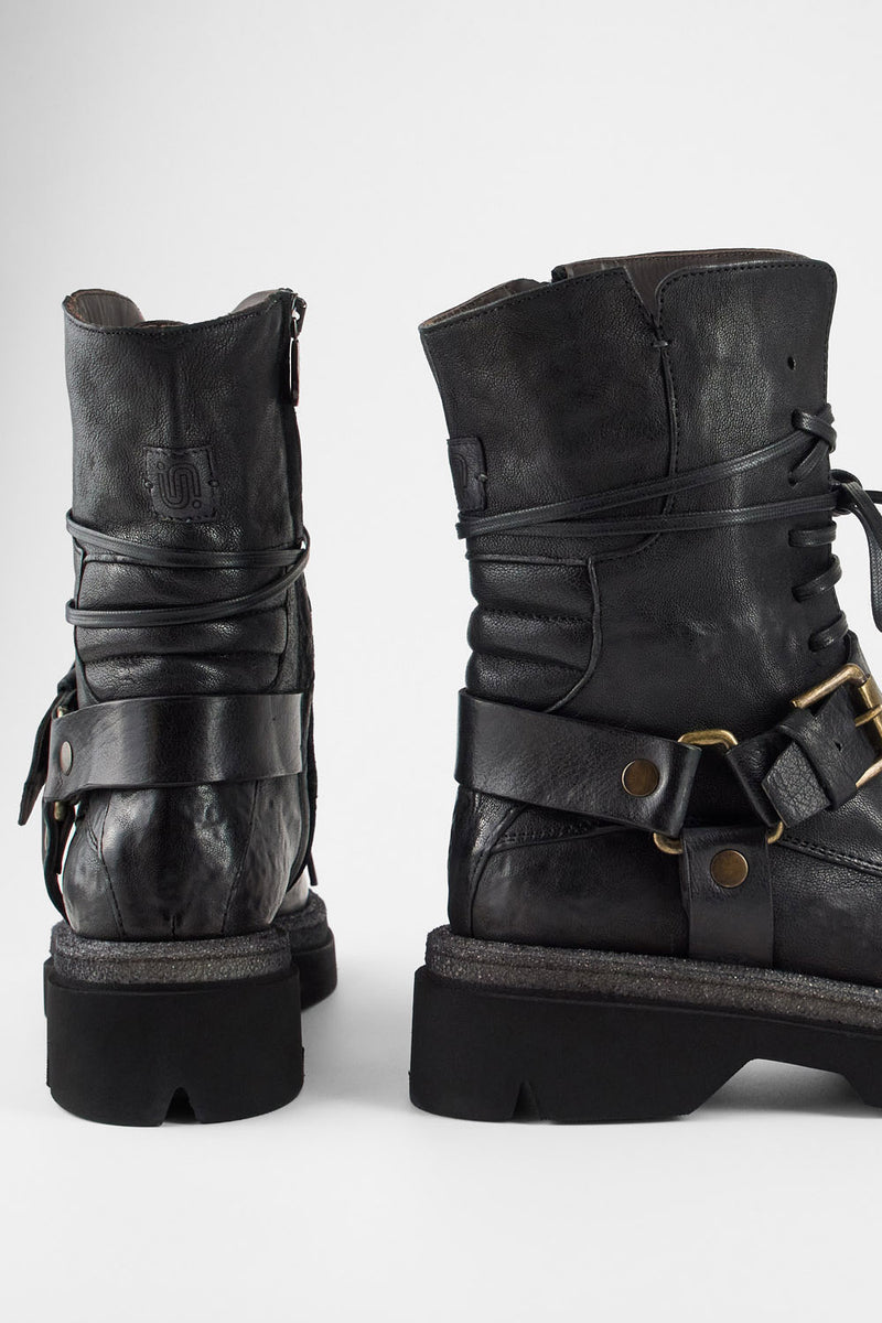CROFT jade-black angled buckle bikers.