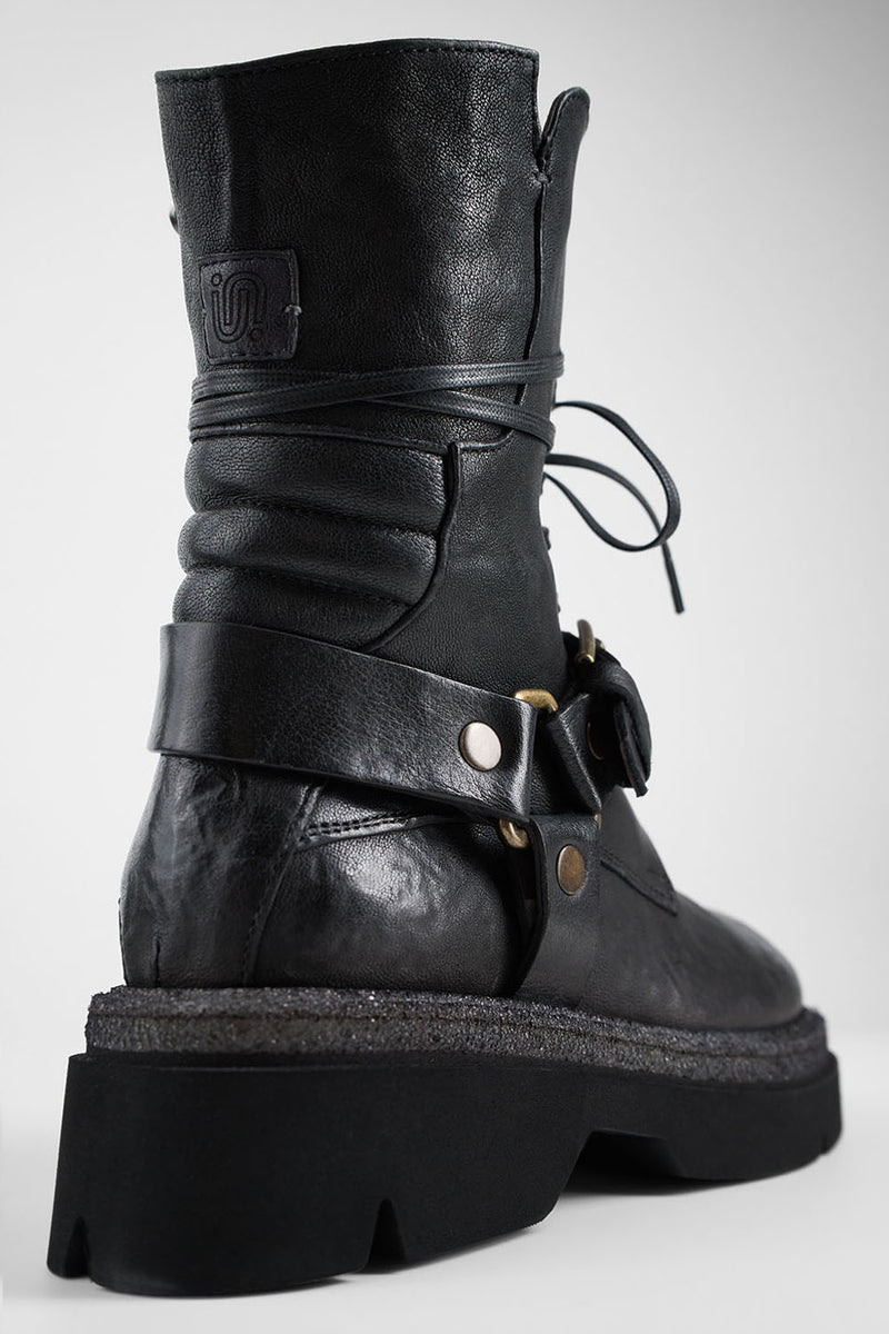 CROFT jade-black angled buckle bikers.