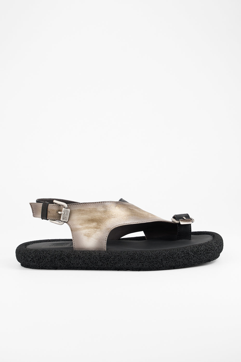 DEVON off-white metallic lightweight sandals.