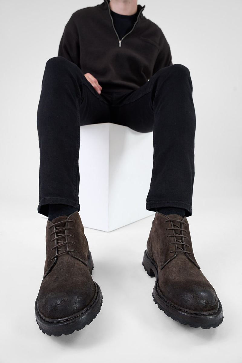 DRAKE coffee-brown suede chukka boots.