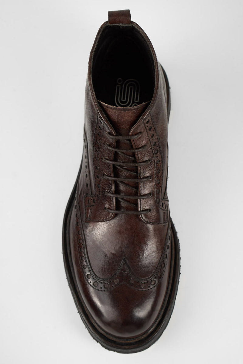 DRAKE dark-chestnut brogue chukka boots.