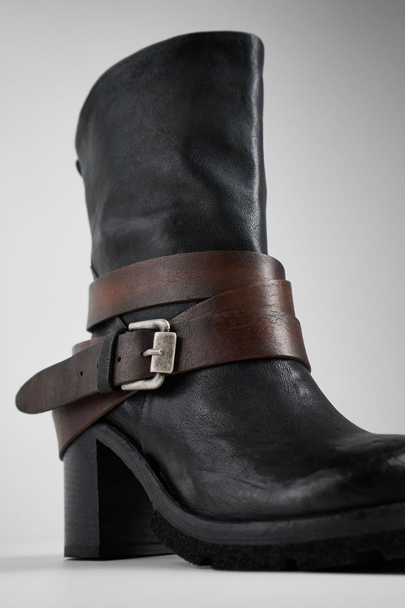 EDEN jade-black belted boots.