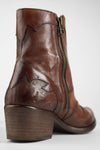 ELORA whisky-caramel texan boots.