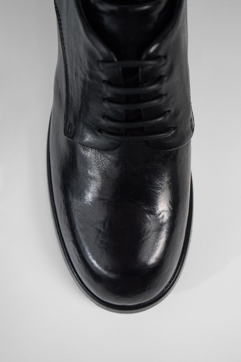 EXETER jet-black mid heel shoes.