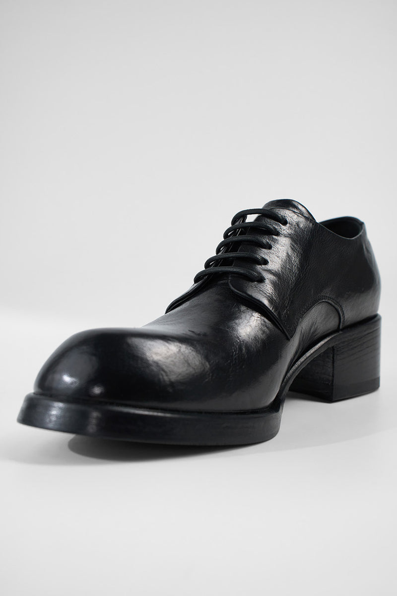 EXETER jet-black mid heel shoes.