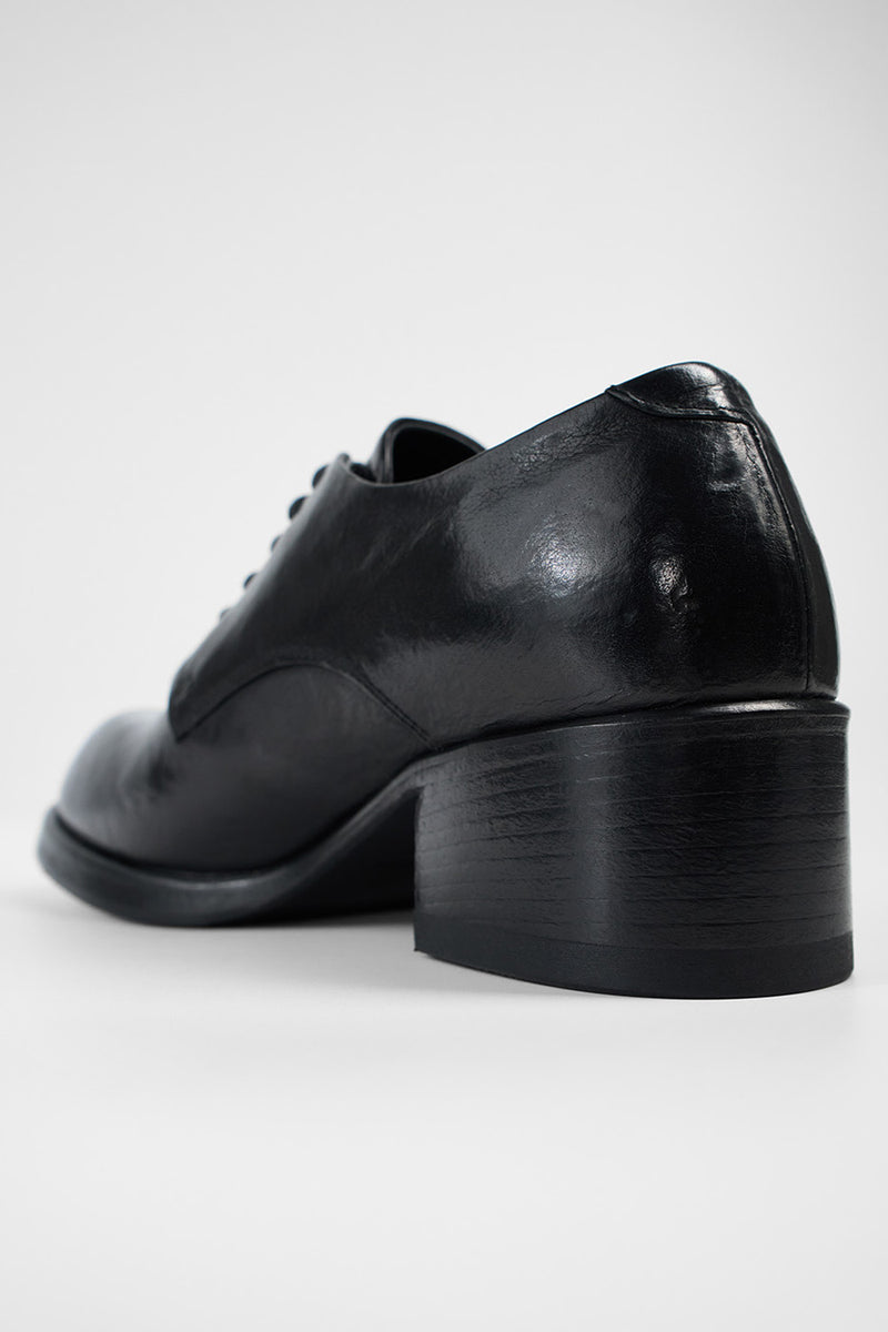 EXETER jet-black mid heel shoes.