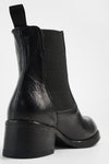 EXETER jet-black chelsea boots.