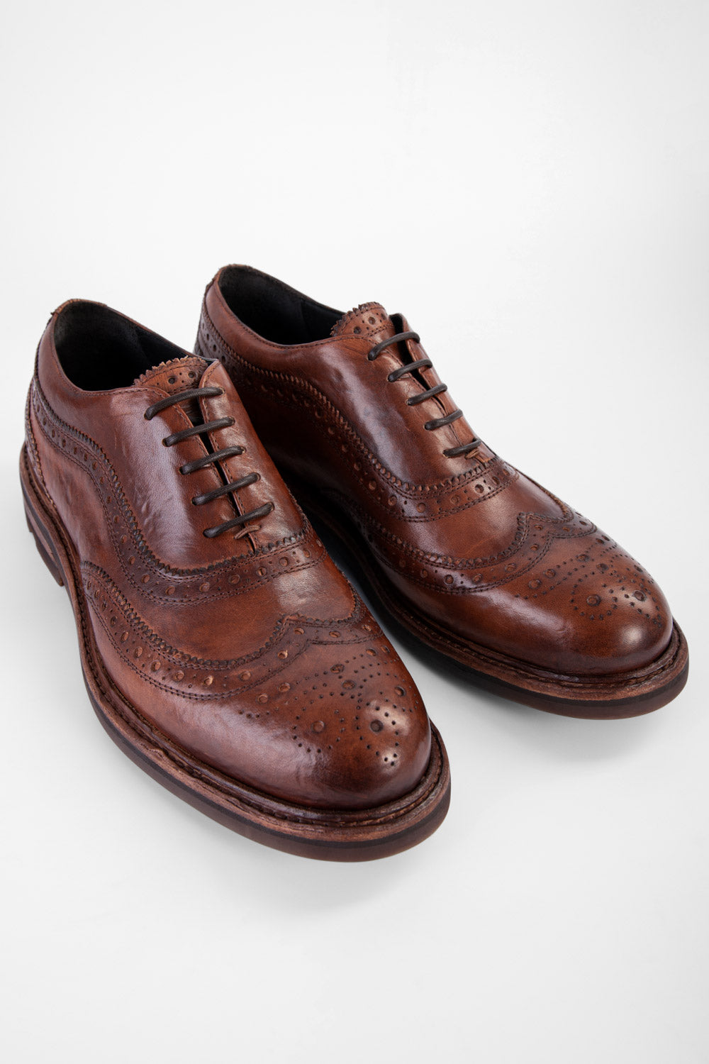 LENNOX cognac brogue oxford shoes.