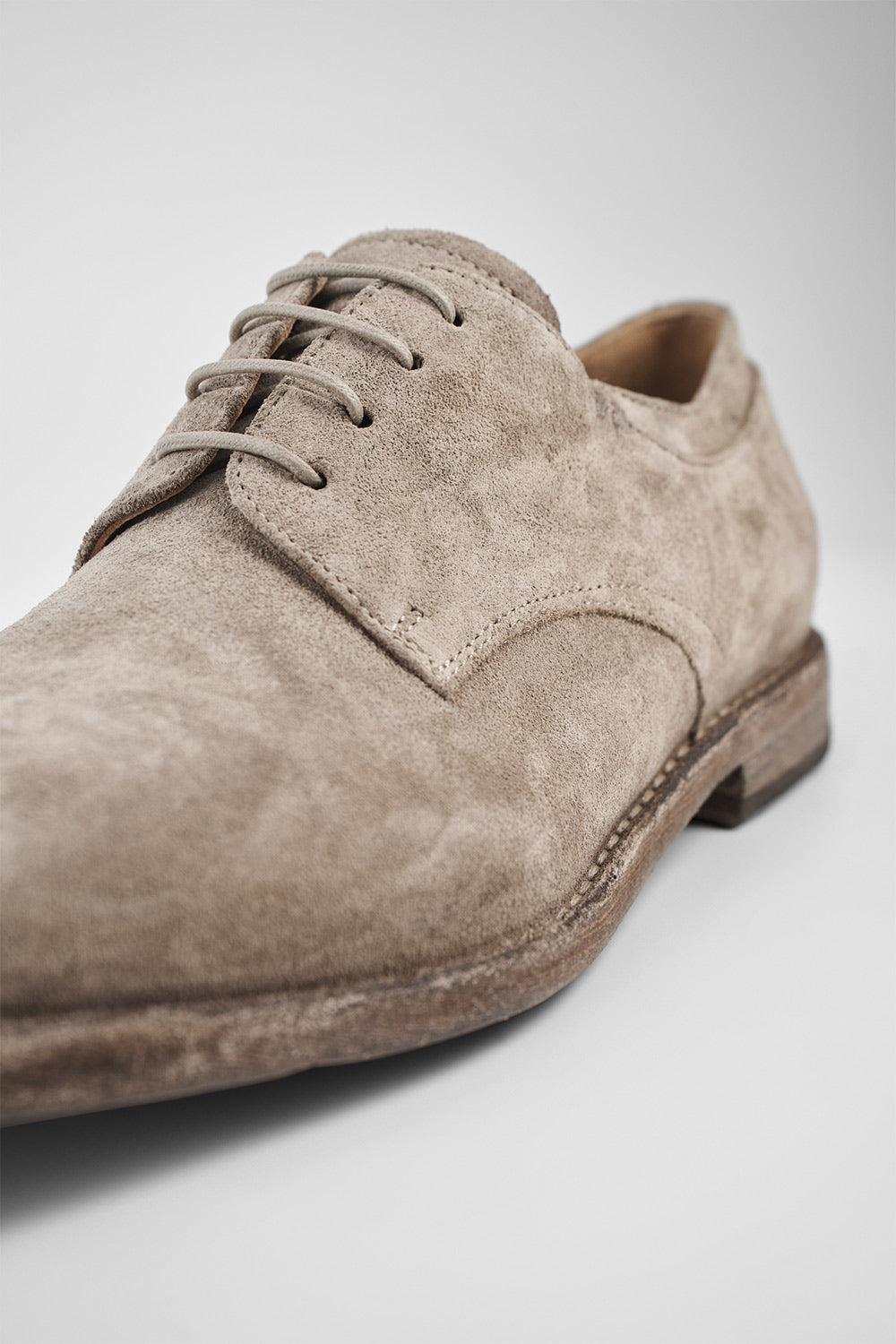 Legres Piped Seam Derby Shoe in Suede Dark Brown