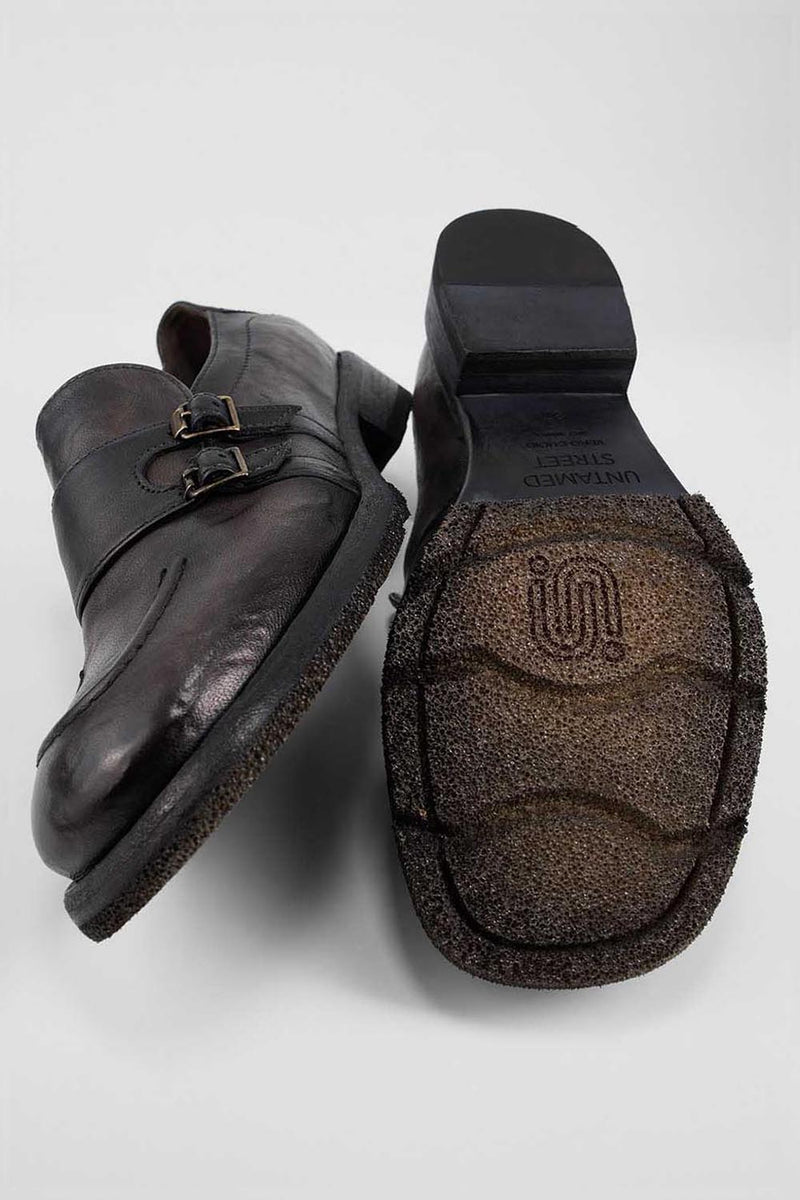 IVES cool-mocha buckle shoes.