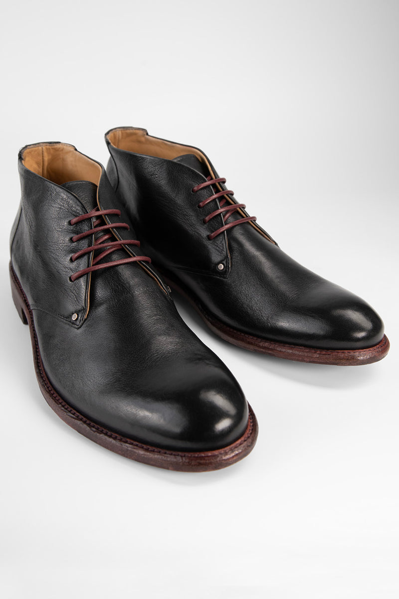 KNIGHTON jade-black chukka boots.