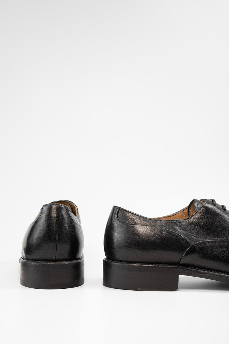KNIGHTON iron-black oxford shoes.