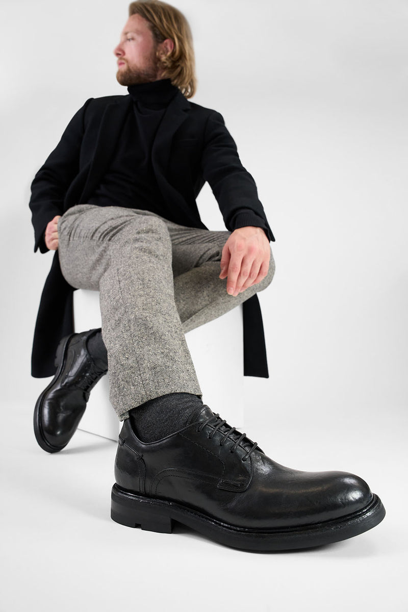 LENNOX urban-black derby shoes.