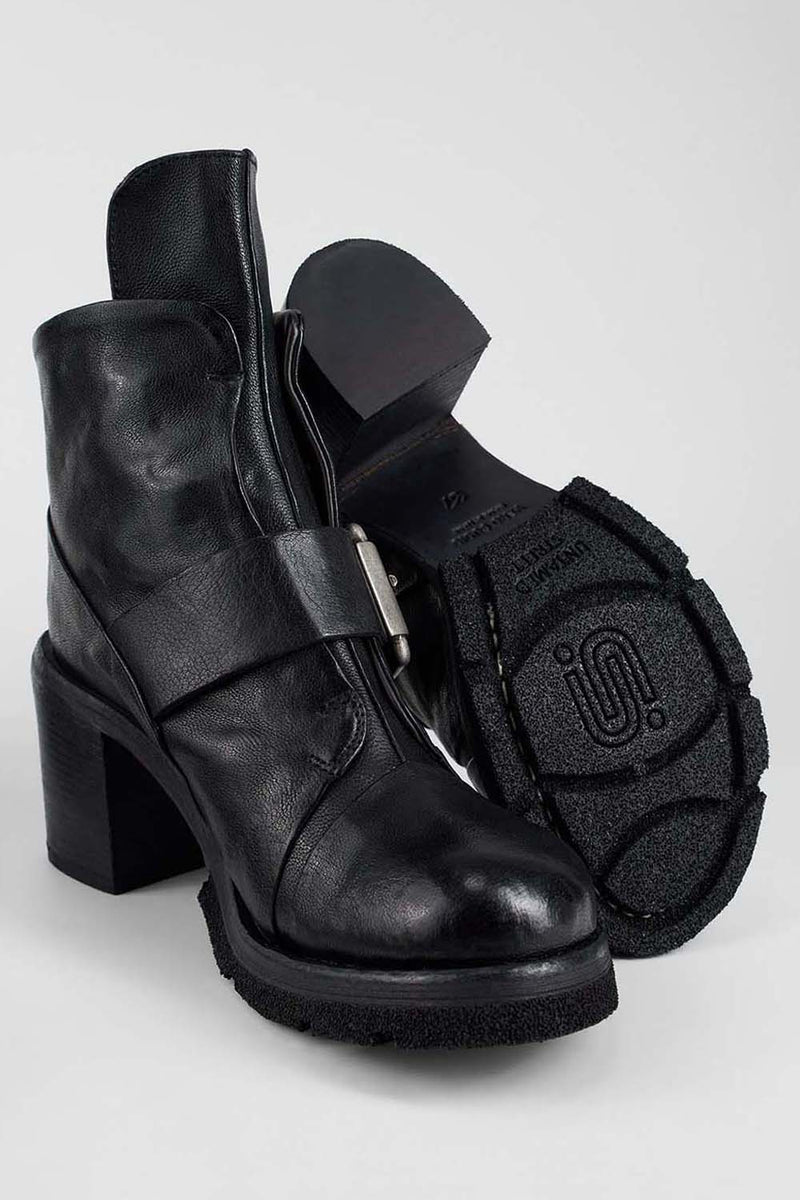 EDEN jade-black buckle boots.