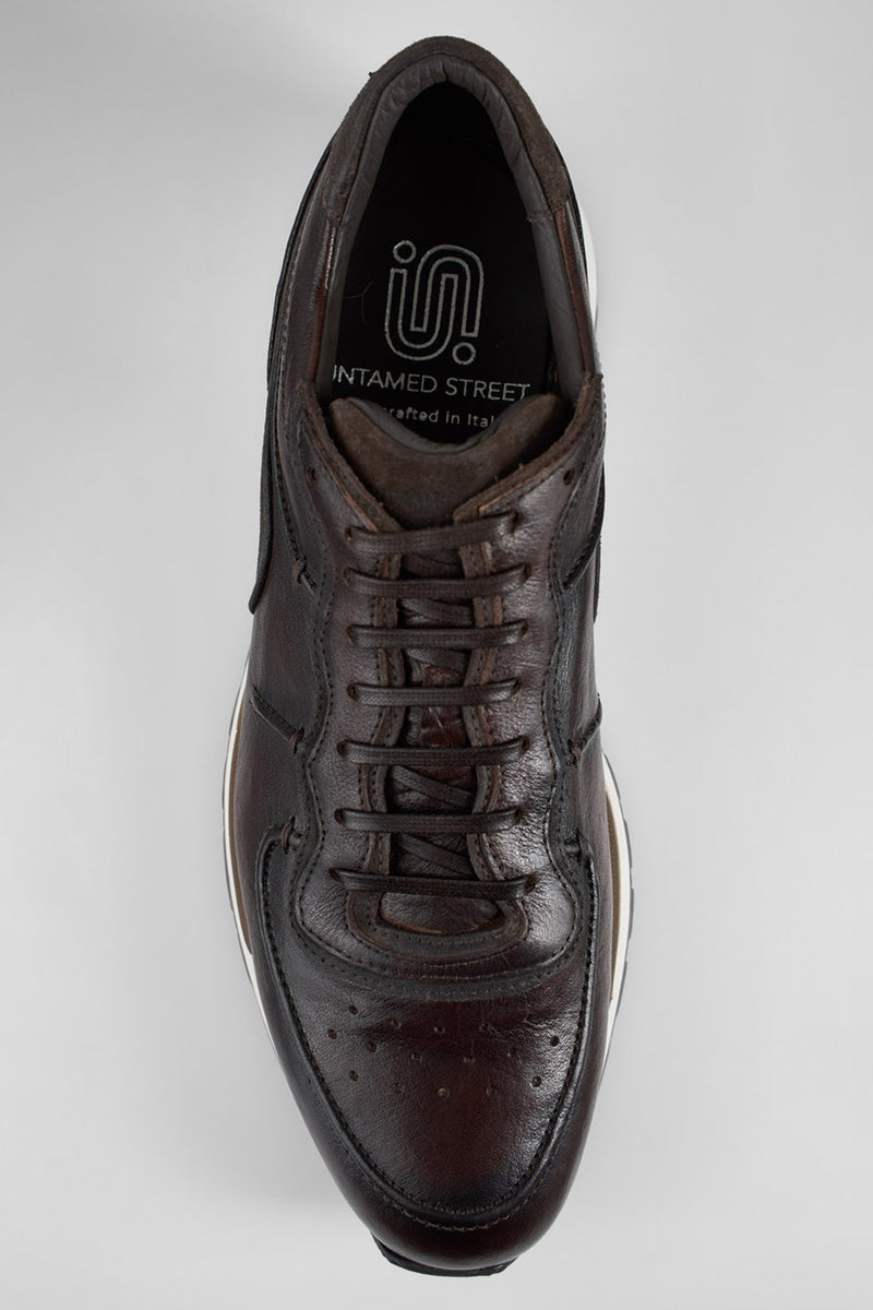 OWEN cigar-brown distressed runners.