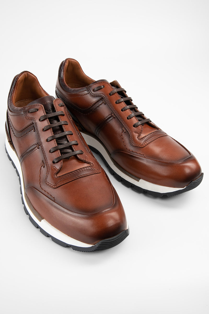 OWEN cocoa-brown triple stitched patina runners.