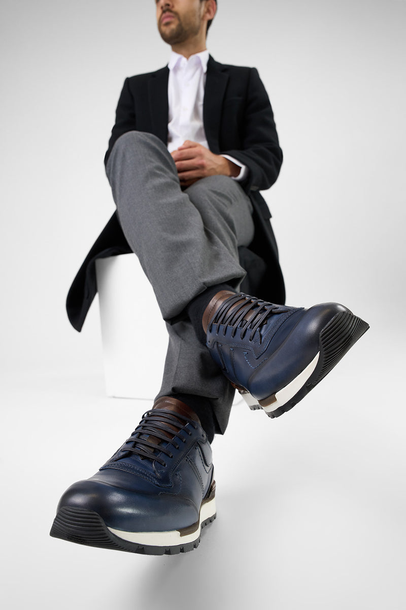 OWEN meteorite-blue triple stitched patina runners.