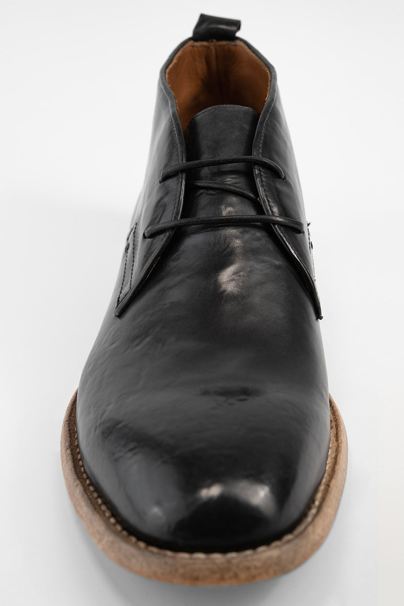 PARKER royal-black chukka boots.