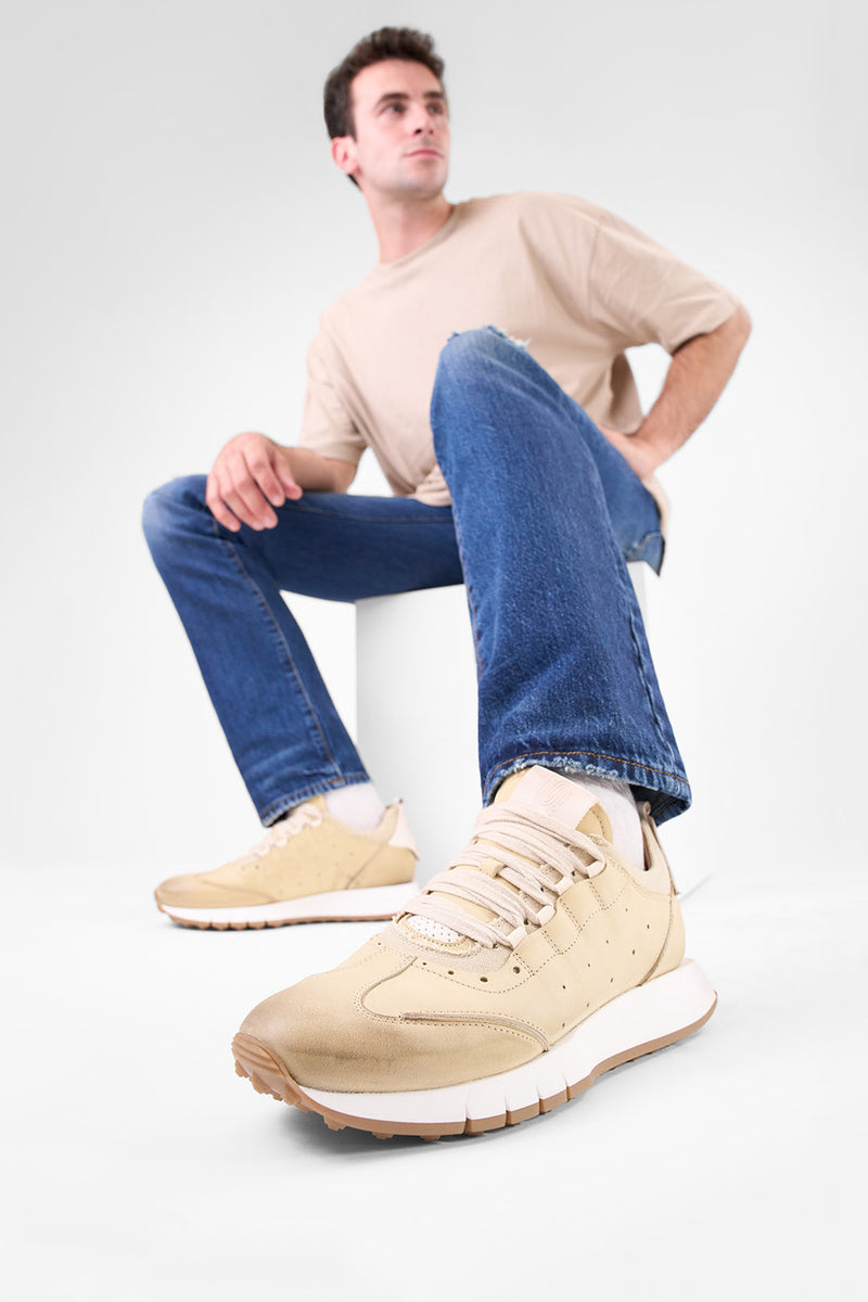 PEARCE desert-brown nubuck wingtip runners.