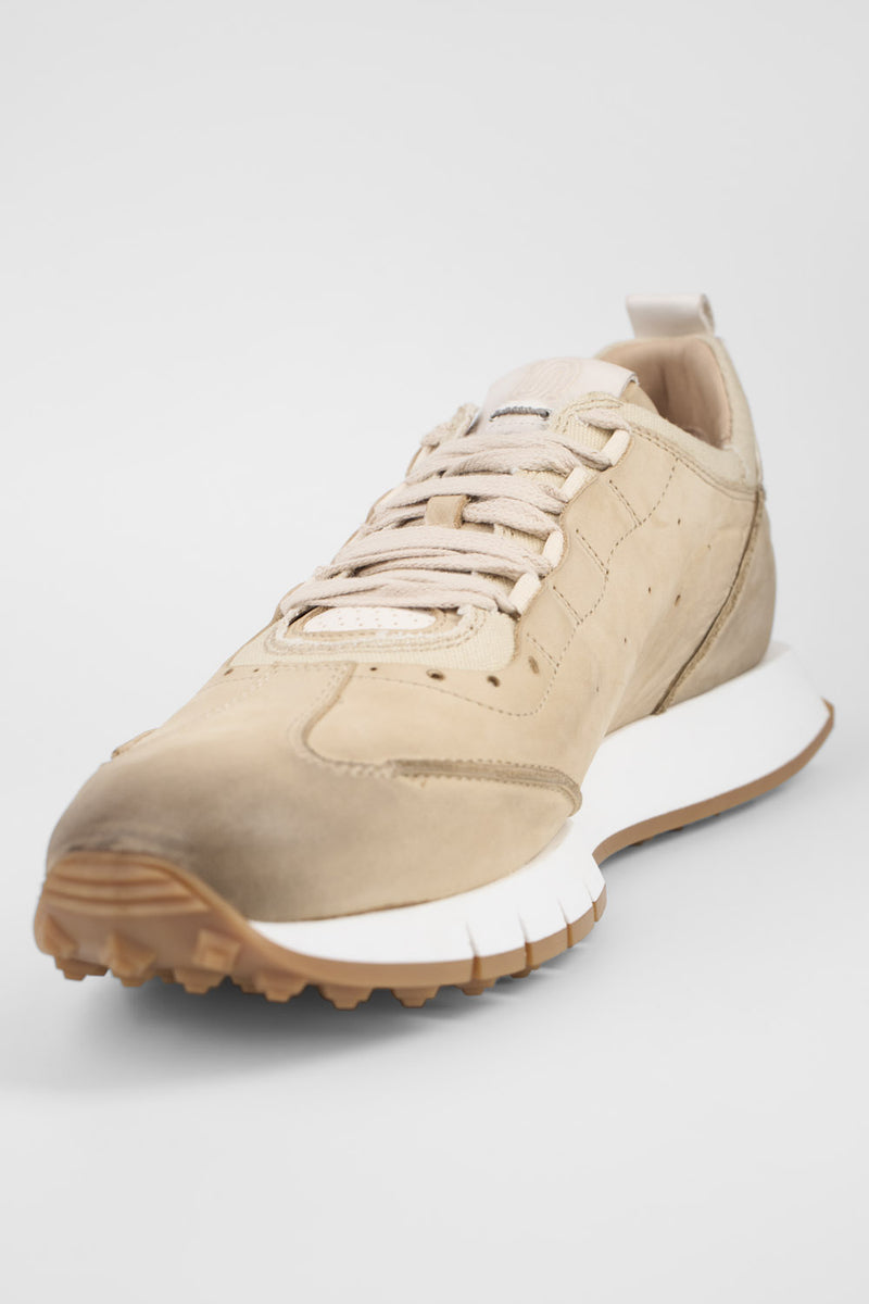 PEARCE desert-brown nubuck wingtip runners.