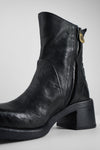 QUINN urban-black buttoned ankle boots.