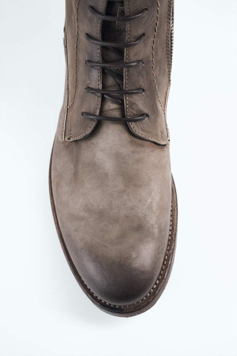 SLOANE dry-terra commando boots.