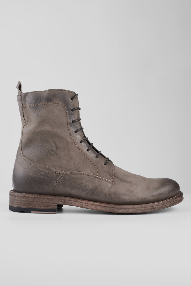 SLOANE dry-terra commando boots.