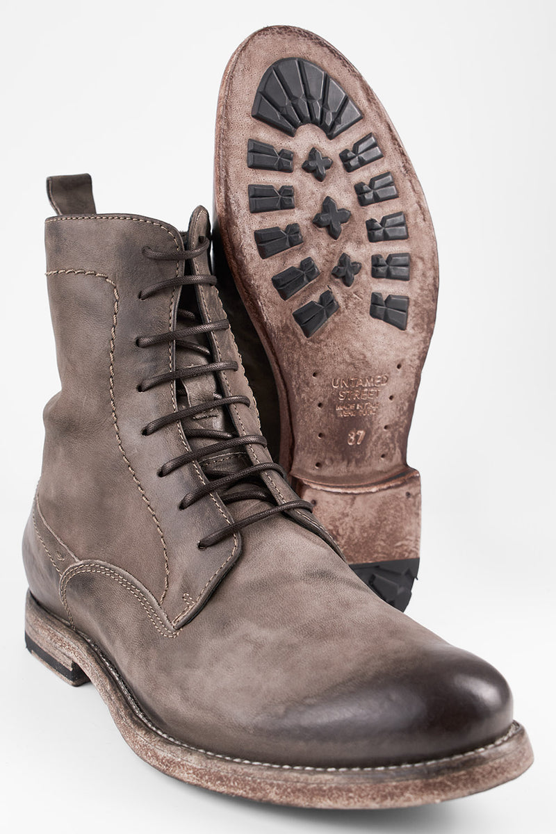 SLOANE dry-terra commando boots.