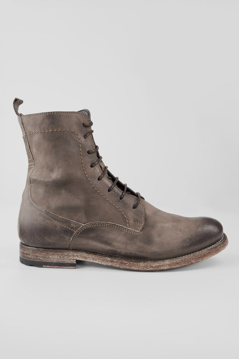SLOANE dry-terra commando boots.