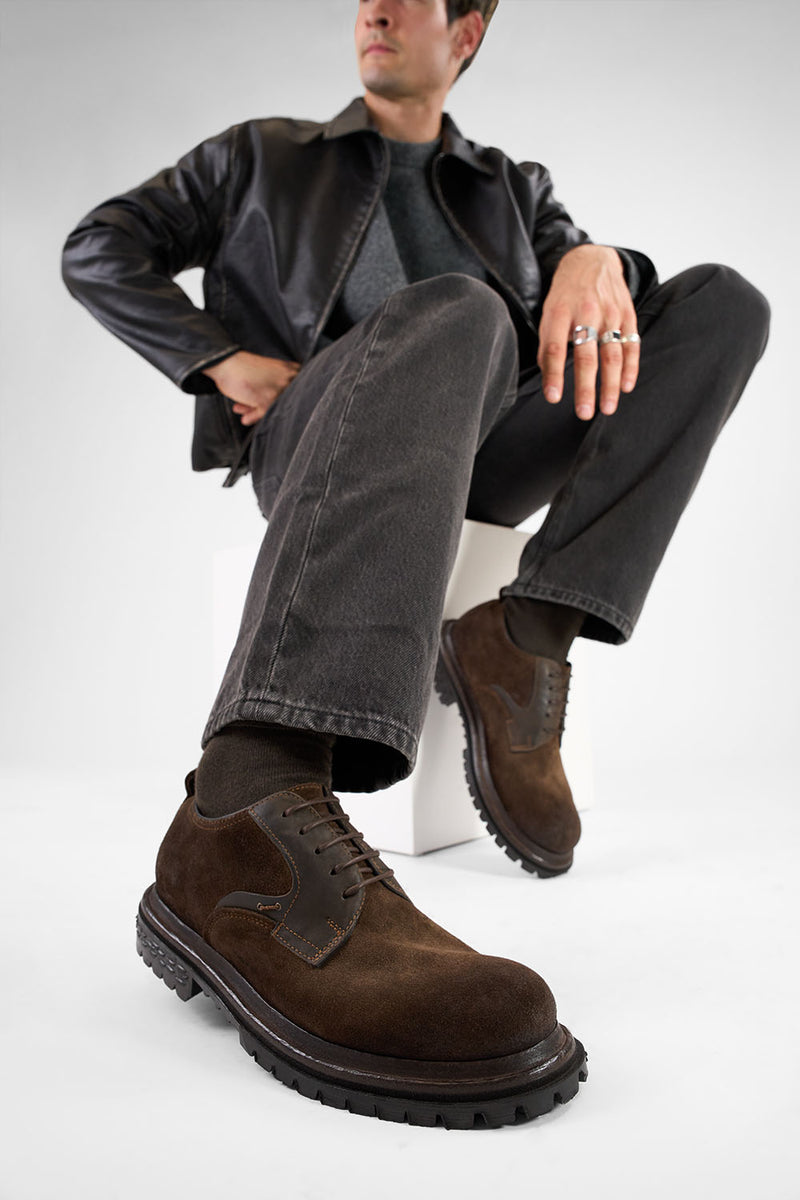 WARRICK java-brown suede derby shoes.