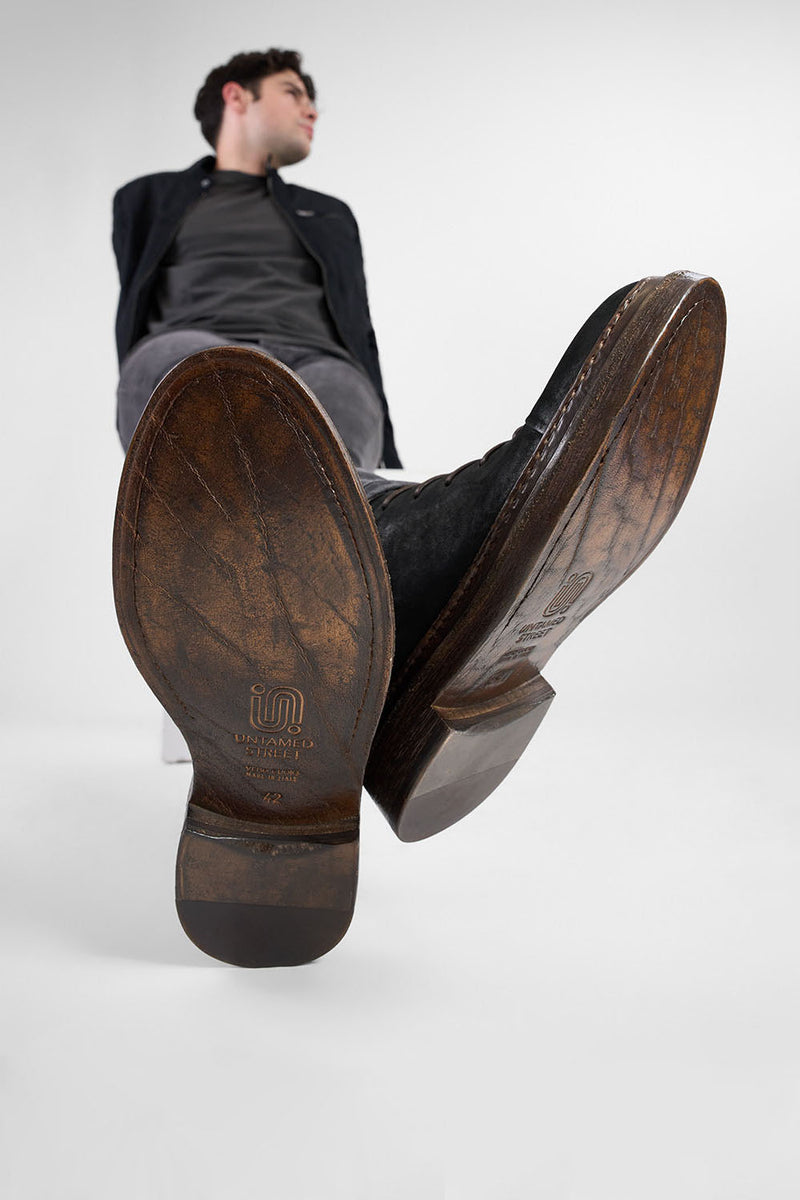 YALE matte-black welted oxford lace up boots.