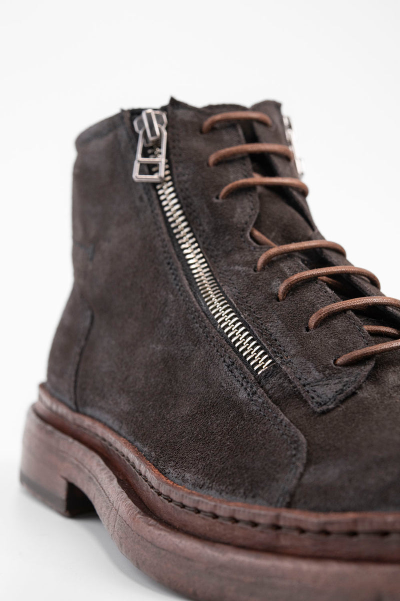 YORK lava-grey suede welted chukka boots.