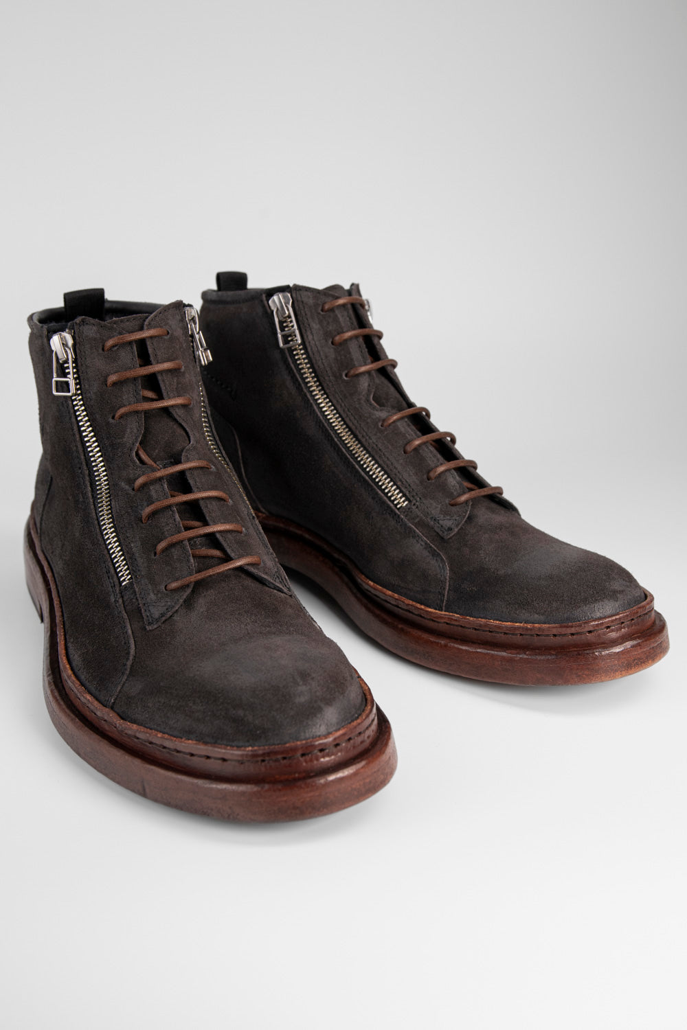 YORK lava-grey suede welted chukka boots.