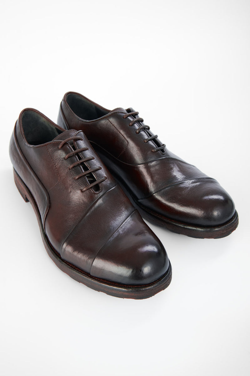 ASTON EDGE chestnut oxford shoes.