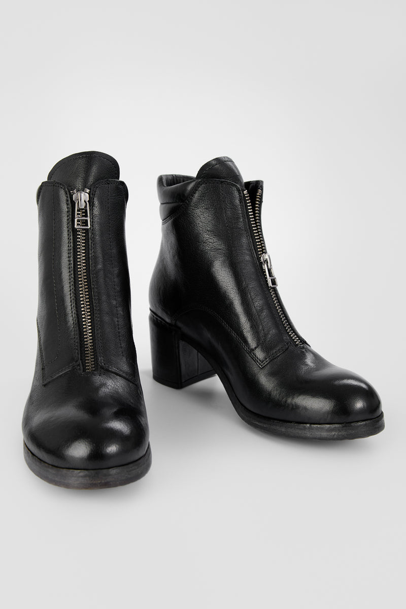 MADISON urban-black front-zip boots.