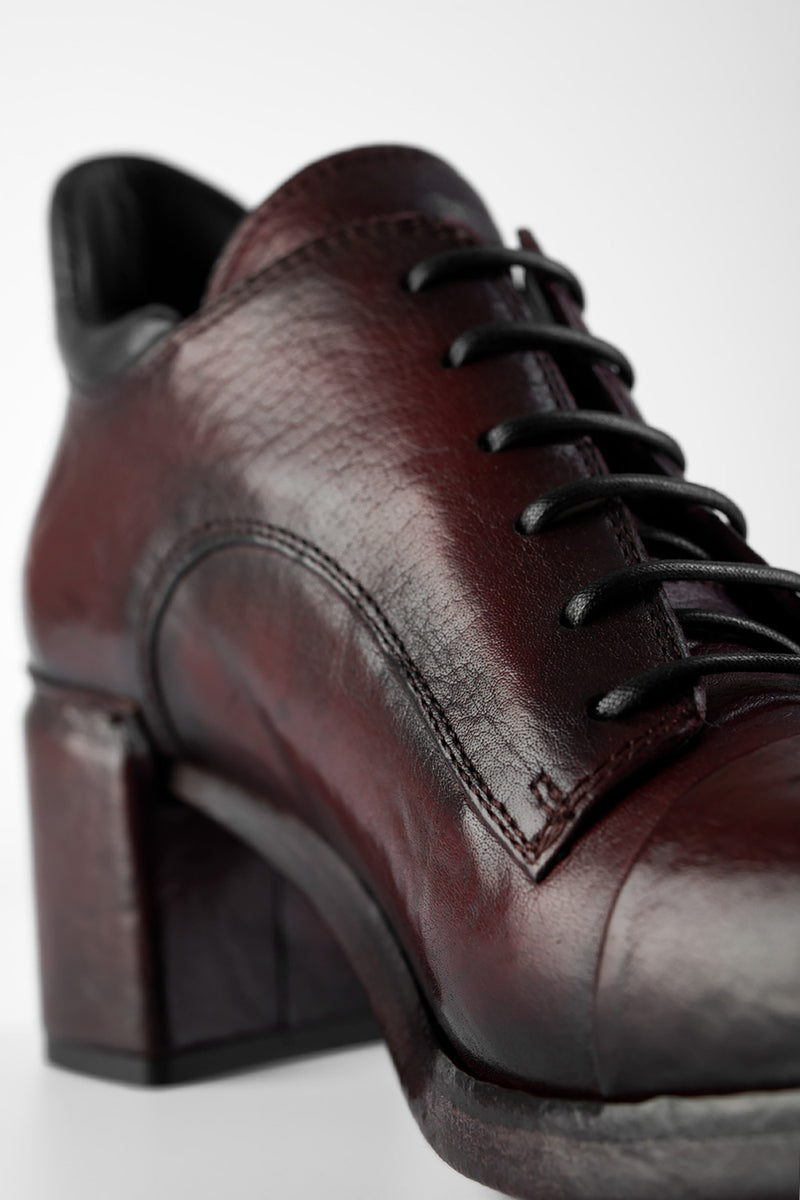 MADISON bordeaux lace-up shoes.