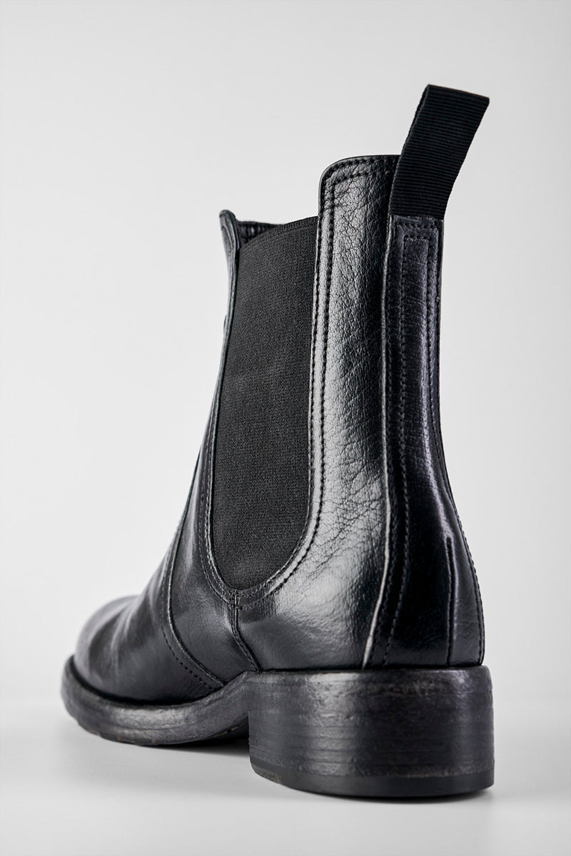 ASTON urban-black high chelsea boots.