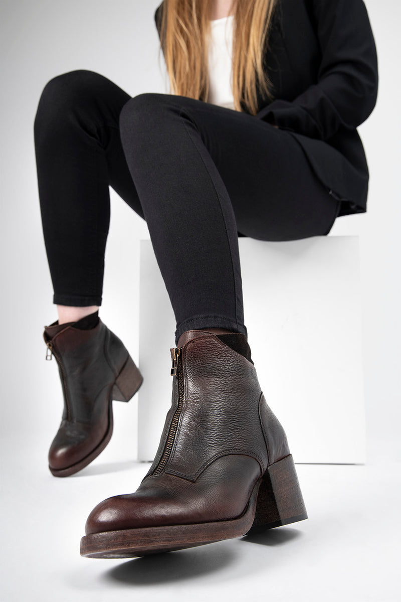 BERKELEY terra-brown ankle boots.