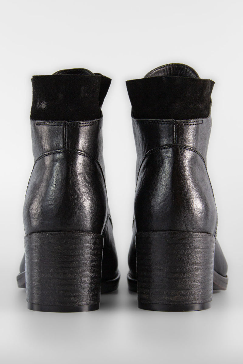 BERKELEY charcoal-black ankle boots.