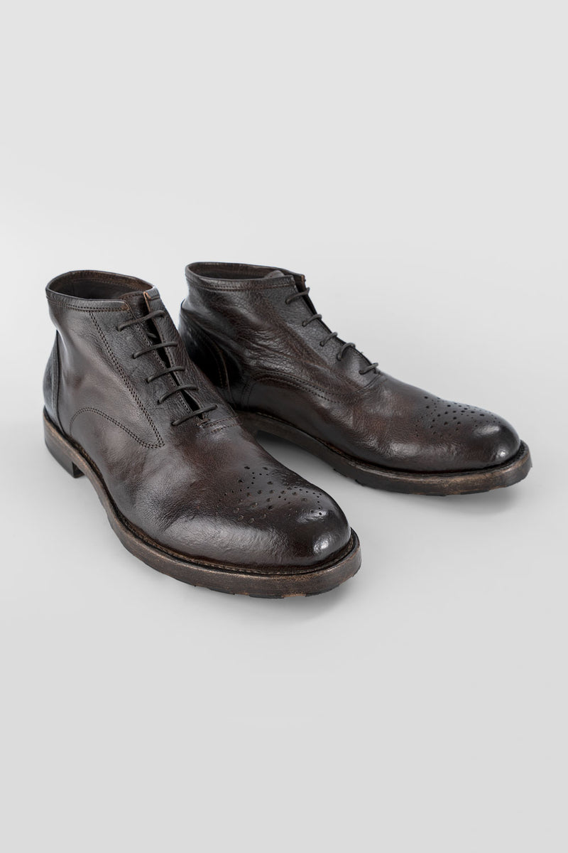 ASTON cigar-brown chukka boots.