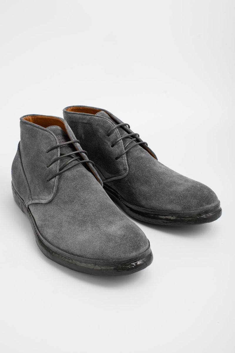 HAMPTON steel-grey suede chukka boots | untamed street | men â UNTAMED STREET